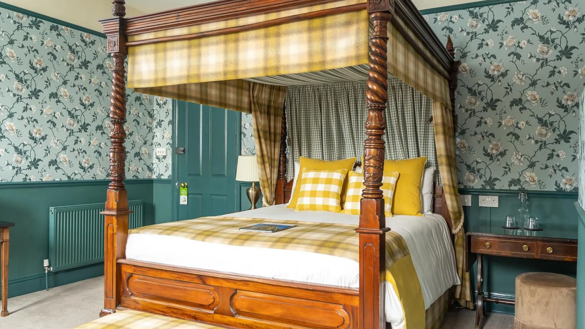 Oldfields House Bed & Breakfast Bath