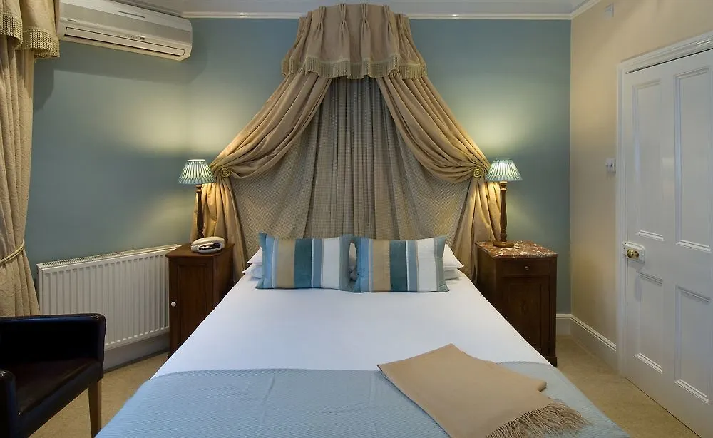 Oldfields House Bed & Breakfast Bath