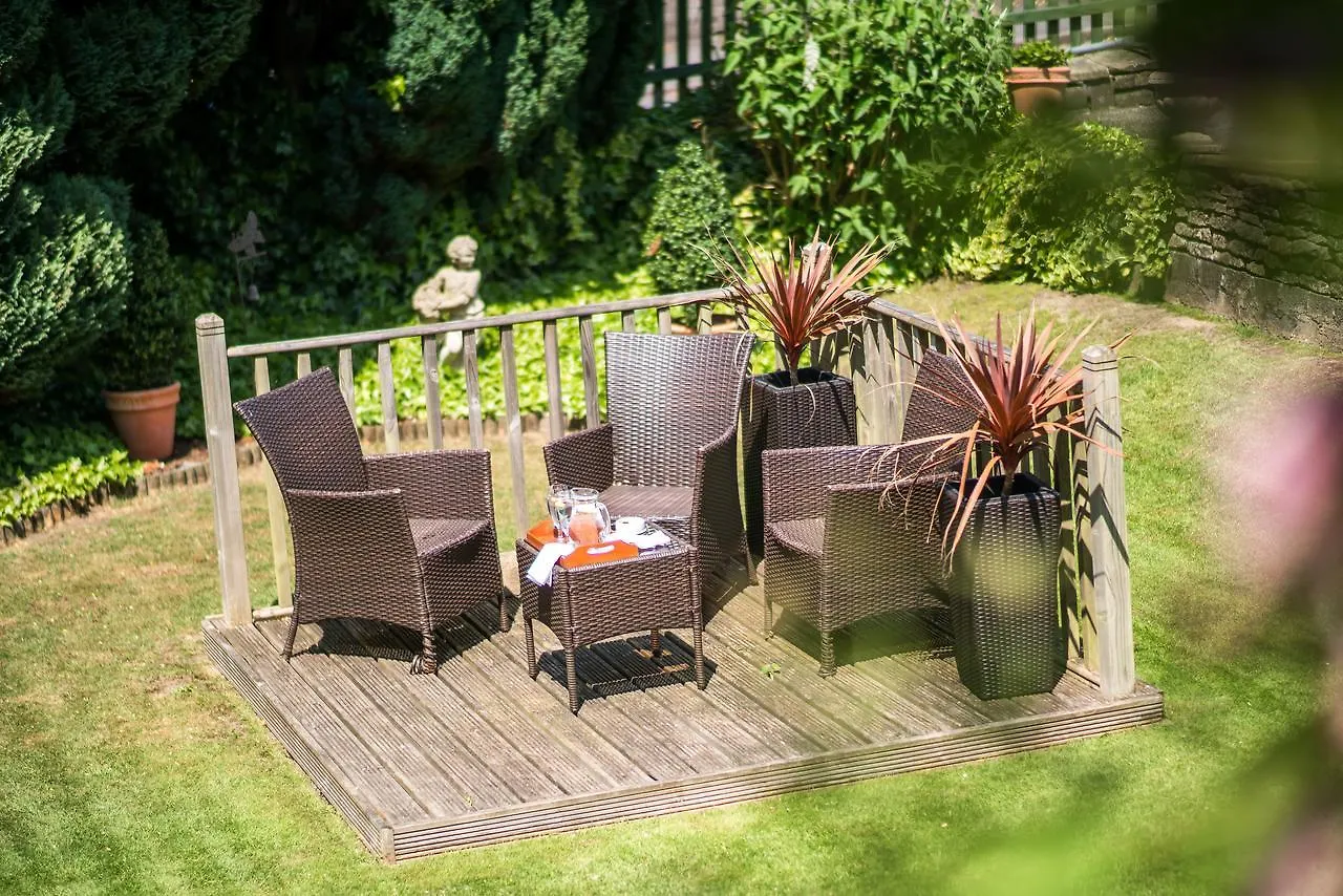 Bed and Breakfast Oldfields House Bath 4*,